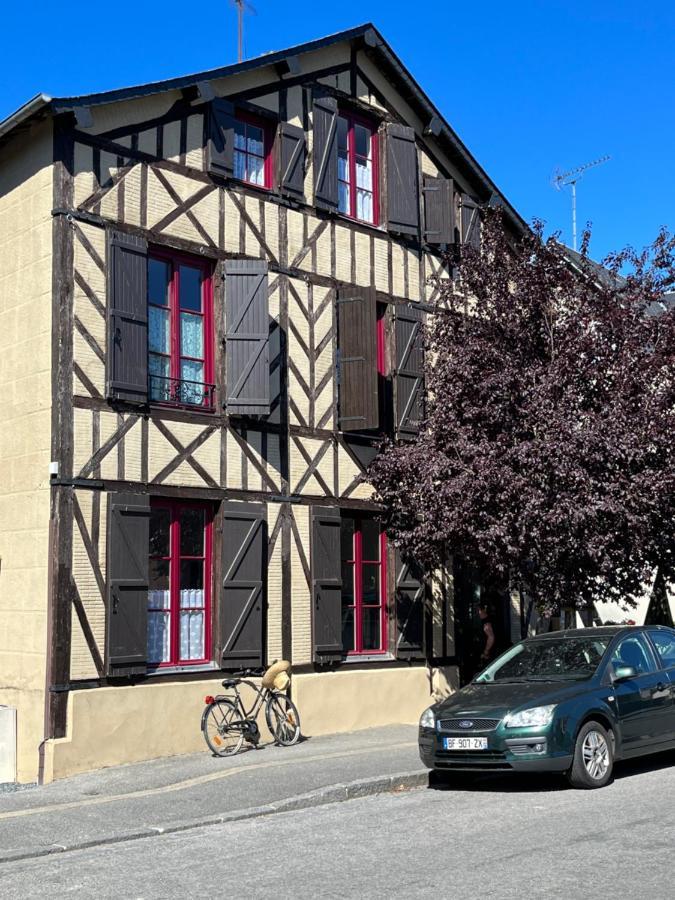 Maison De La Calonne - Riverside House & Terrace Cormeilles  Exteriér fotografie